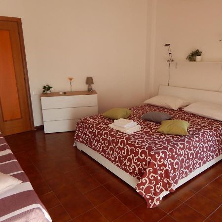 B&B L'Orchidea Πίζα Εξωτερικό φωτογραφία