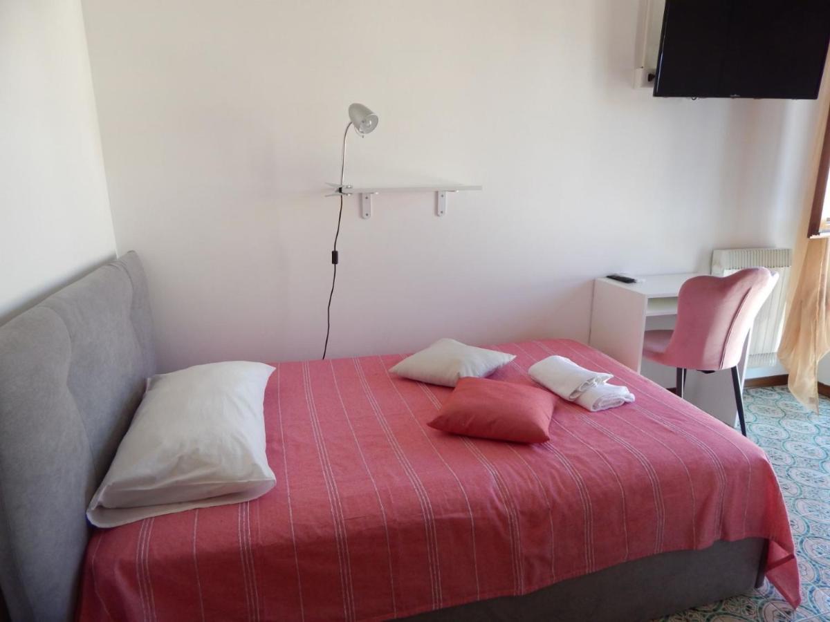 B&B L'Orchidea Πίζα Εξωτερικό φωτογραφία